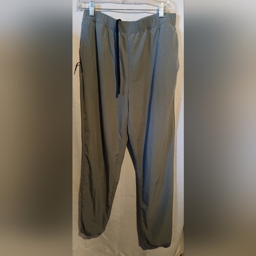 GAP Fit Men's Gray Joggers with Drawstring